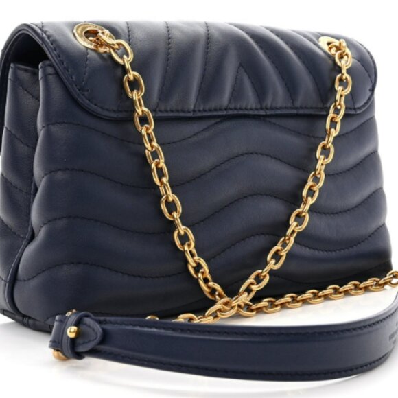 LOUIS VUITTON New Wave Chain Bag MM - NAVY - Picture 8 of 9